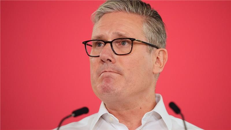 Seit der Niederlage bei den Kommunal- und Regionalwahlen steckt Premier Starmer in einer tiefen Krise.