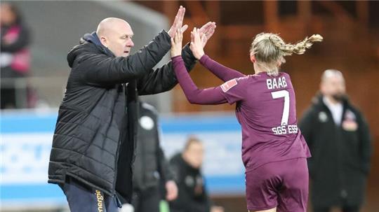 Seit die Männerproficlubs den Frauenfußball für sich entdeckt haben, darf sich die SGS Essen als Überbleibsel einer vergangenen Ära fühlen.