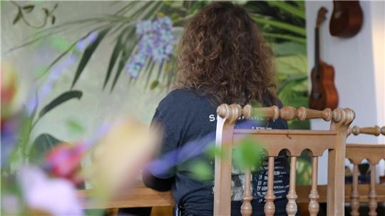 Seit gut anderthalb Jahren bereitet die Erzieherin mit ihren Geschenken anderen eine Freude.