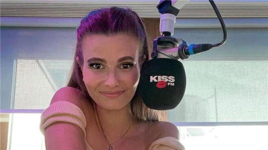 Seit zwei Jahren ist Melina "Mille" Sander Moderatorin bei Kiss FM in Berlin.