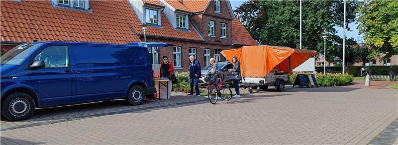 Seitdem sich in diesem Sommer auch der Schlachter verabschiedet hat, besteht der Drochterser Wochenmarkt nur noch aus drei Ständen.