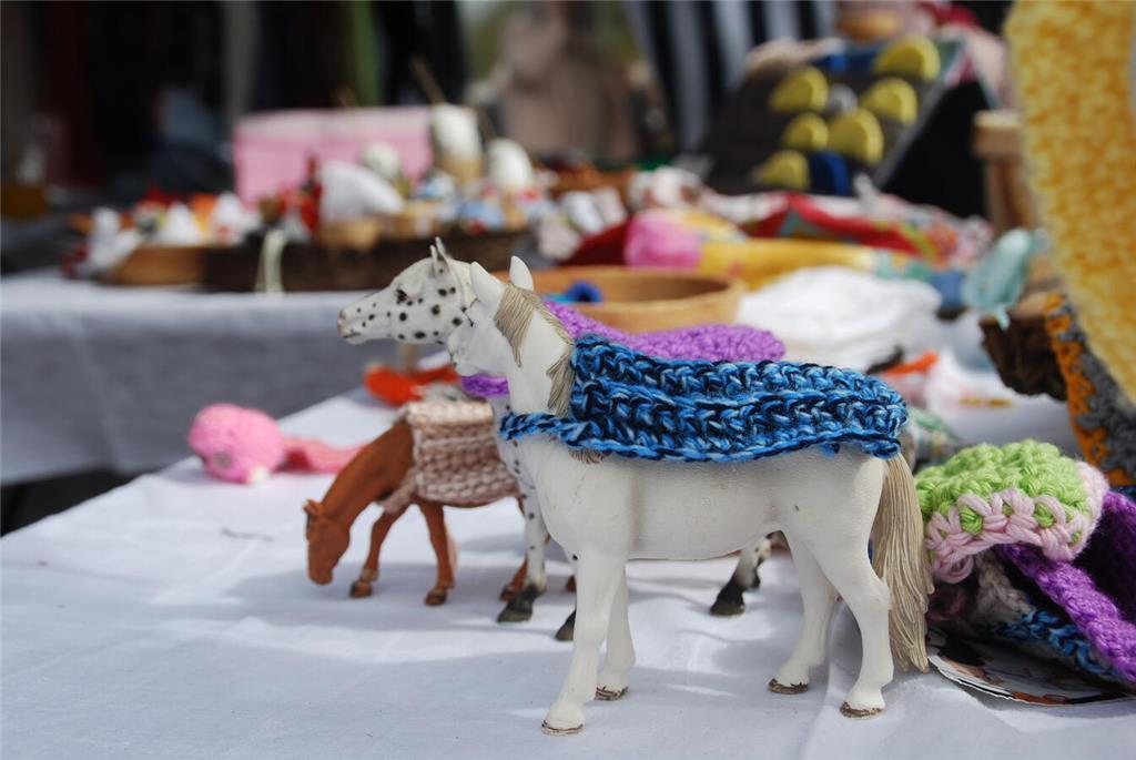 Selbstgehäkeltes für Schleich-Tiere