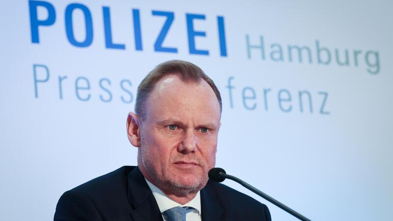 Senator Andy Grote (SPD) sagt dennoch: Hamburg ist sicher.