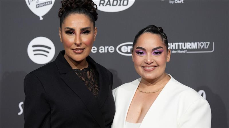 Senna Gammour und Bahar Kizil sind in ihrem Podcast zu hören - und zu sehen.