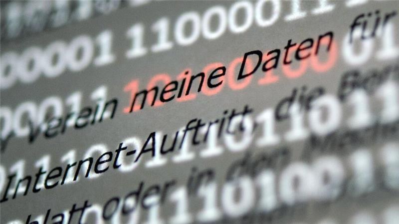 „E-Patientenakte für alle“ – Was das für Versicherte heißt Sensible Gesundheitsdaten zentral gespeichert - das wirft auch Fragen nach Datenschutz und Missbrauchsmöglichkeiten auf. (Symbolbild)