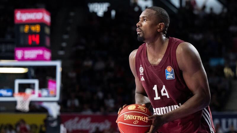 Bayern und Würzburg einen Sieg vom BBL-Halbfinale entfernt Serge Ibaka steuerte zum Sieg der Bayern 16 Punkte, neun Rebounds sowie fünf Assists bei.