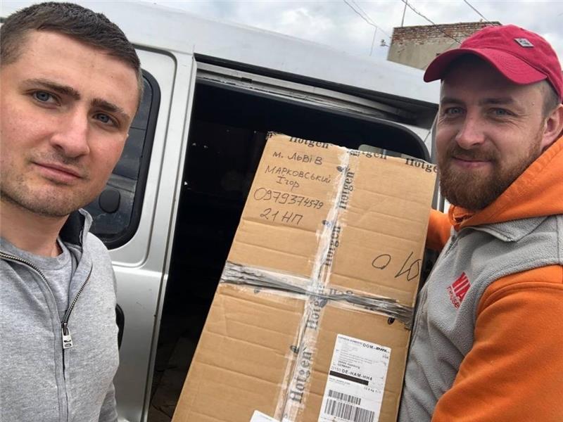Spendensammlung für Krankenhäuser in der Ukraine Sergej Popovich und Bernd Pensing wollen weitere medizinische Güter in die Ukraine bringen.