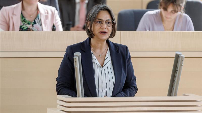 Land und Kommunen teilen Sondervermögen auf Serpil Midyatli will, dass möglichst viele Mittel aus dem gesamten Sondervermögen in den Norden kommen.
