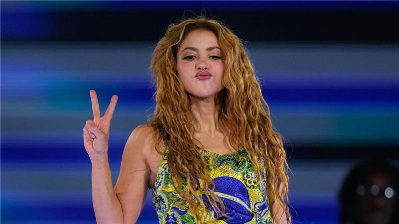 Shakira hat mit einem kostenlosen Konzert in Rio de Janeiro ein Millionenpublikum begeistert.