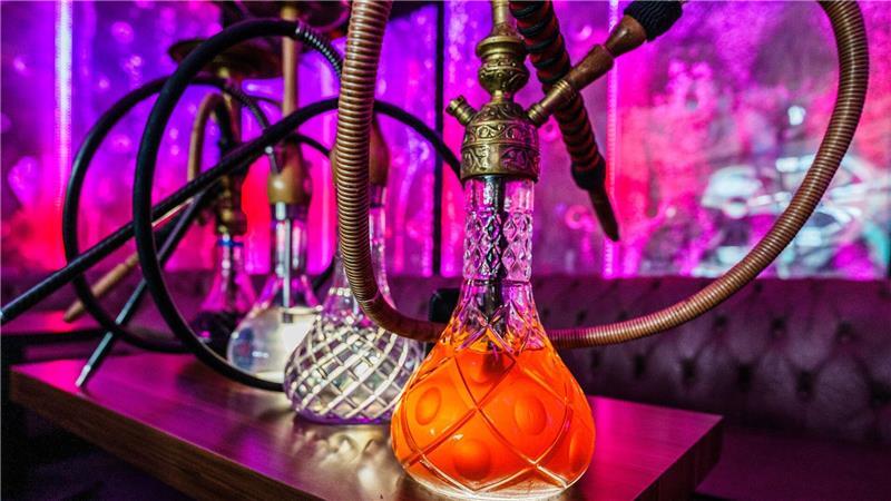 Shishas schmecken nach Apfel, Kirsche, Zimt, Minze oder zahlreichen anderen Aromen. (Archivbild)