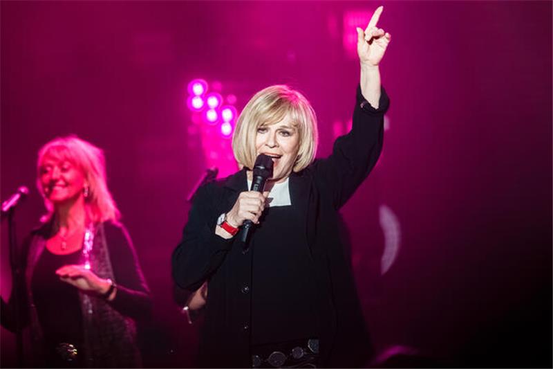 Show-Star Mary Roos wird 75: Viel Erfolg im Unruhestand Show-Star Mary Roos, hier bei einem Auftritt im vergangenen Jahr, feiert ihren 75. Geburtstag.