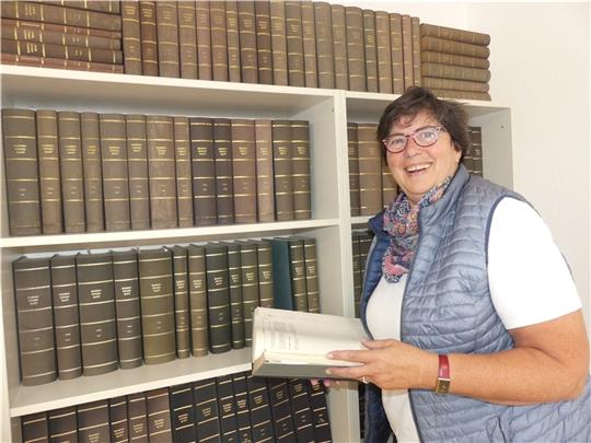 Sie arbeitet seit 50 Jahren im selben Steuerberaterbüro in Freiburg: Marlies Bleicher-von Stemm. Foto: Knappe