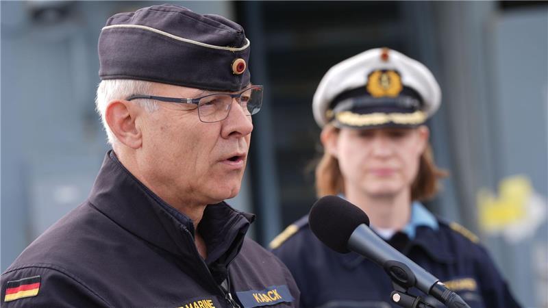 Sie bereiten ihre Soldaten auf einen möglichen Auslandseinsatz vor: Marineinspekteur Kaack und Geschwaderkommandeurin von Puttkamer.