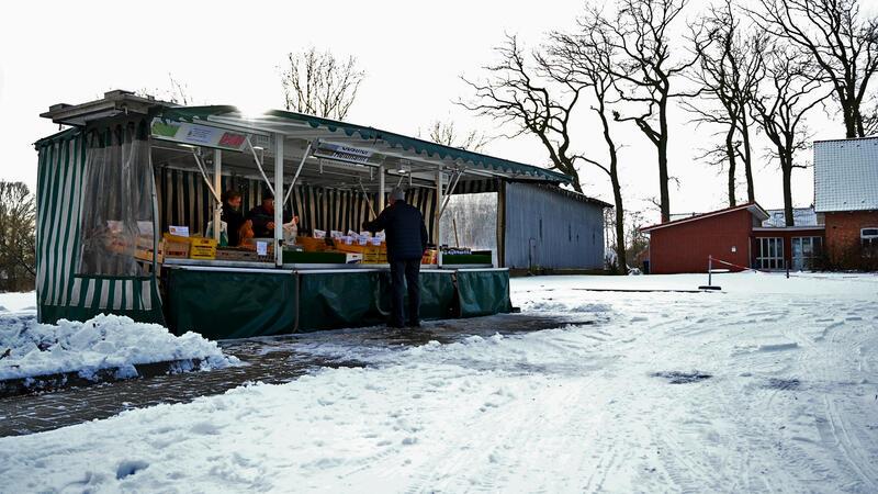 Sie bleiben als einzige des ehemaligen Marktes zurück: Familie Heitmann will auch nach dem Aus weiter am Fredenhoff verkaufen.