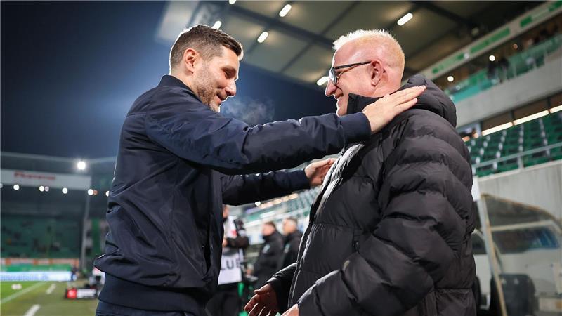 Hertha BSC verspielt Führung - Nächstes Fürther Comeback Sie kennen sich bestens: Stefan Leitl (l) und Heiko Vogel.