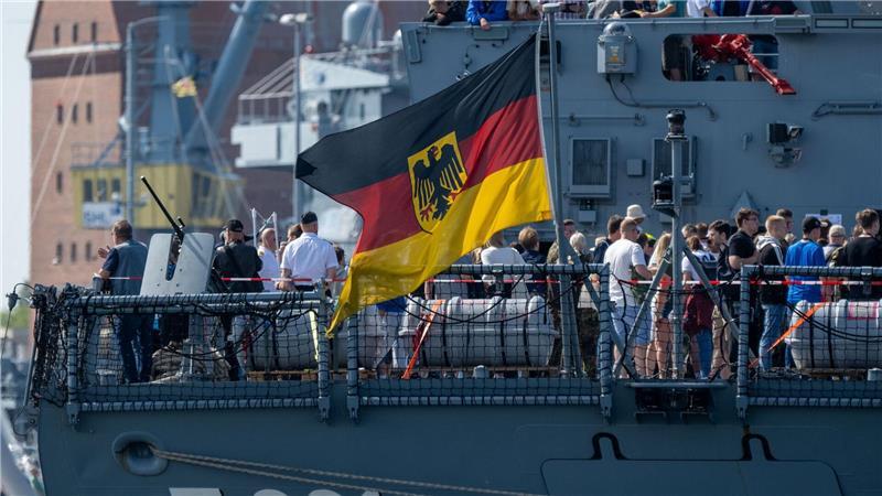 Sie konnten auch an Bord gehen.