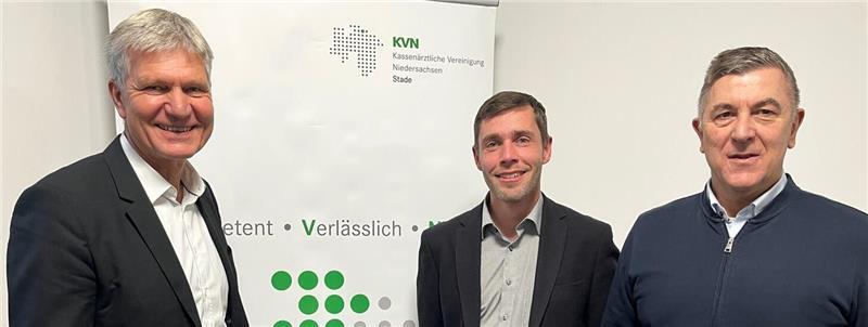 Sie kümmern sich um die medizinische Versorgung der Menschen in der Region (von links): Dr. Stephan Brune (Vertreter der Ärzte), Dr. André Römgens (Leiter Notaufnahme Elbe Klinikum Stade) und Siegfried Ristau (Geschäftsführer Elbe Kliniken).
