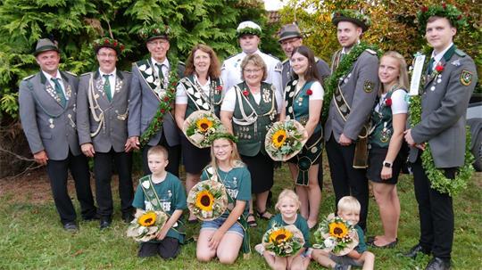 Sie regierten den Schützenverein Schüttdamm-Isensee in seinem Jubiläumsjahr. Wer löst die Würdenträger ab?