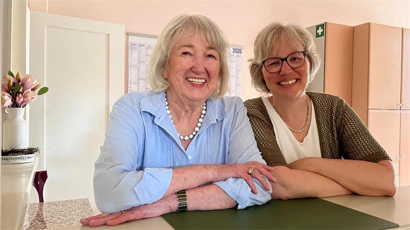Sie schenken Himmelpforten Kulturerlebnisse: Susann Allers (links) und Heike Hellwege.