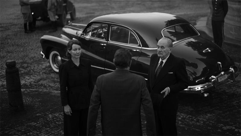 „Vaterland“: Thomas Mann und die Last der Heimat Sie sind die Protagonisten des Films: Sandra Hüller als Erika Mann und Hanns Zischler als Thomas Mann.