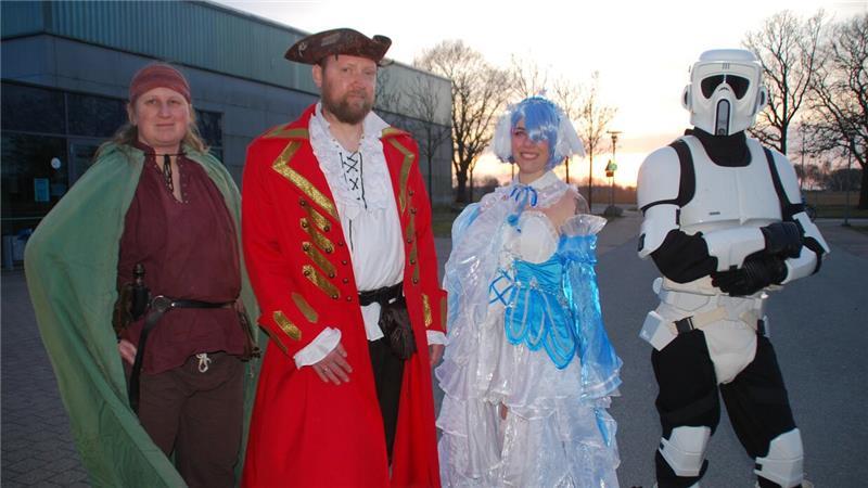 Sie verwandeln sich gerne in andere Wesen (von links): Christine Kipping, Torben Schech, Svenja Friedrichs und Bennet Lück.