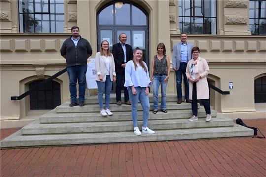 Sie werben für eine gute Einrichtung : Michael Müller, Maya Blieffert (AVB), Professor Ulrich Panten, Nicole Hens, Katharina Petersen, Matthias Meyer und Katja Oldenburg-Schmidt (von links). Foto: Wisser