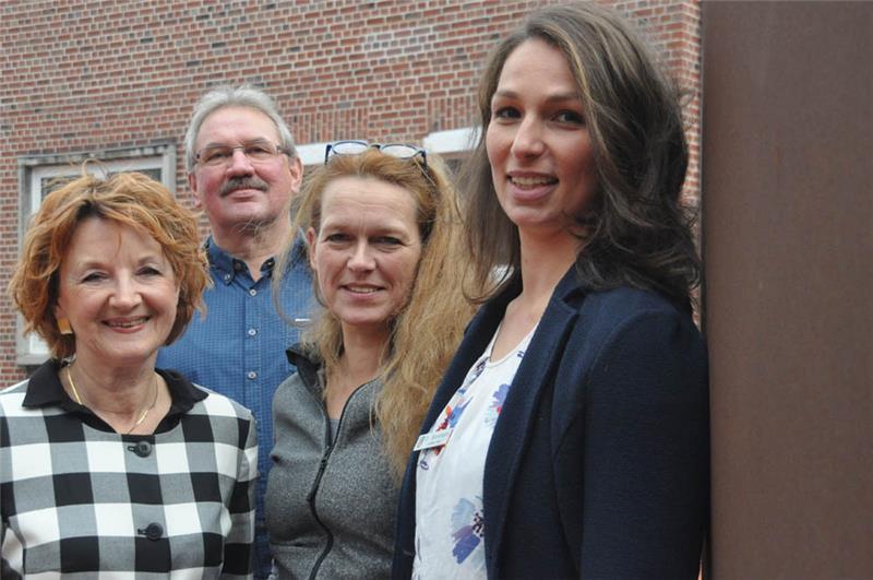 Sie werben um Nachwuchs für die Reihen der Berufsbetreuer im Landkreis Stade (von links): Nora Sielbeck, Hans-Dieter Demmer, Nina Josten-Falten und Helen Beckmann. Foto: Wahba