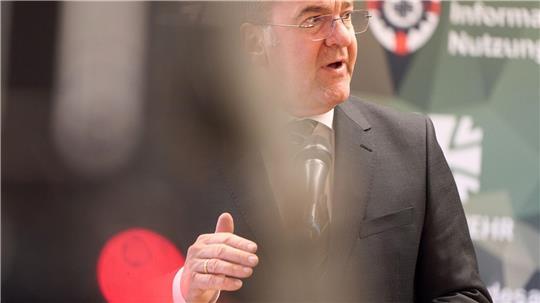 Sieht Trumps Rolle kritisch: Verteidigungsminister Pistorius 