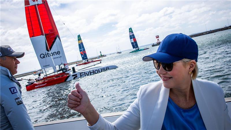 Gekommen um zu bleiben: SailGP verlängert um zwei Jahre Sieht die SailGP als gute Werbung für Mecklenburg-Vorpommern: Ministerpräsidentin Manuela Schwesig