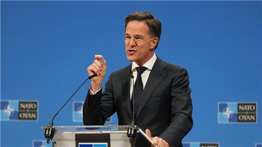 Sieht eine positive Entwicklung: Nato-Generalsekretär Mark Rutte stellte die neuen Zahlen am Donnerstag in Brüssel vor. (Archivbild)
