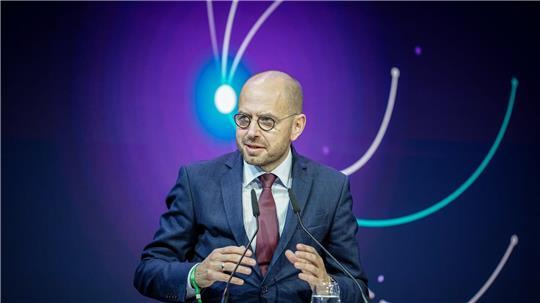 Siemens-Energy-Chef Christian Bruch nennt die US-Zölle „ärgerlich, aber beherrschbar“. (Archivbild)