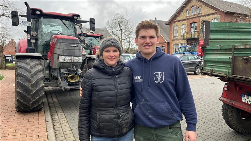 Simon-Friedrich Pohl (20) und Paula Mahler (23) sind die Vorsitzenden der Landjugend Balje.