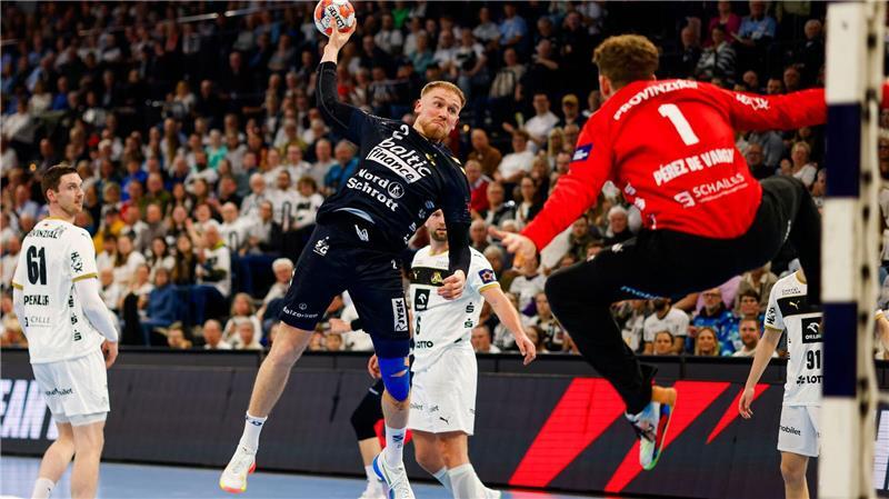 Simon Pytlick spielte mit der SG Flensburg-Handewitt das 116. Derby gegen den THW Kiel. (Archivbild)