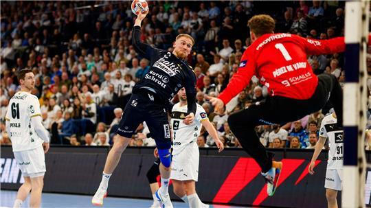 Simon Pytlick spielte mit der SG Flensburg-Handewitt das 116. Derby gegen den THW Kiel. (Archivbild)