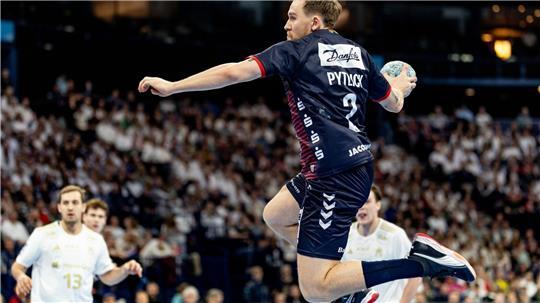 Simon Pytlick und die SG Flensburg-Handewitt feierten den fünften Saisonsieg. (Archivbild)