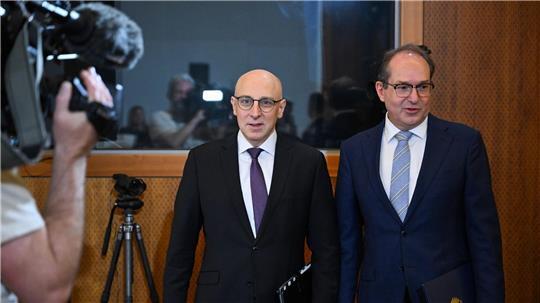 Neue Möglichkeiten für Verfassungsschutz - Spionage im Fokus Sinan Selen hat sein Amt als Präsident des Bundesamtes für Verfassungsschutz am 8. Oktober angetreten.