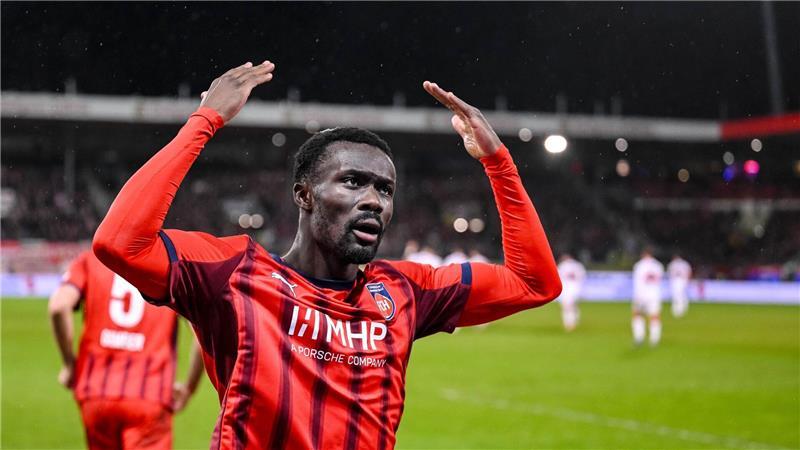 Sirlord Conteh und der 1. FC Heidenheim wollen in Bremen die Wende im Abstiegskampf schaffen.