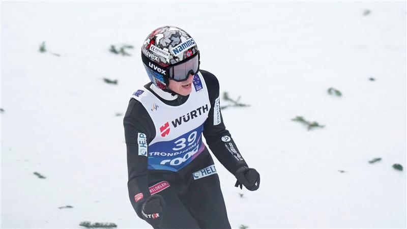 „Absolute Tragödie“: Norweger-Betrug erschüttert Skispringen Skispringer Marius Lindvik wurde nach Silber disqualifiziert.