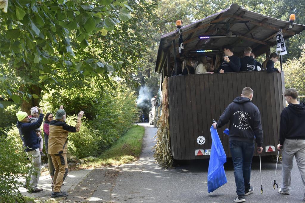 So lief der Ernteumzug in Sauensiek.