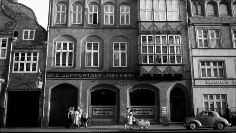„Höflich und freundlich“: Mutmaßlicher Göhrde-Mörder beruflich im Nachbarkreis unterwegs So sah das Stammhaus der Firma Leppert in den 1960er Jahren aus. Foto: Stadtarchiv Lüneburg