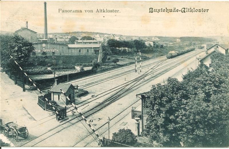 So sah der Bahnhof und sein Umfeld früher aus. Quelle: Stadtarchiv Buxtehude
