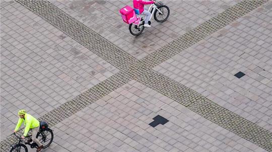 So schlecht wie viele denken ist das Wetter für Radfahrer in Hamburg gar nicht -sagt eine Studie der Uni Hamburg. (Illustration)