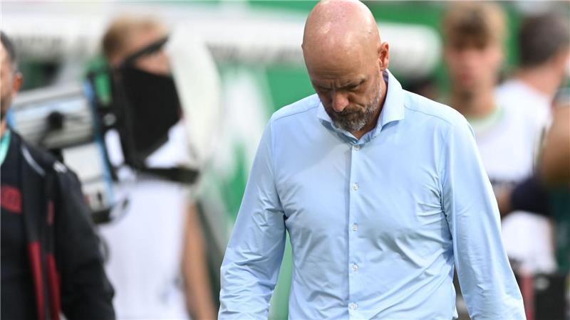 Blitz-Aus von ten Hag in Leverkusen - wer folgt als Trainer? So schnell wie der Verein gab in der Bundesliga-Geschichte bislang kein anderer Club einem Trainer, der erst im Sommer verpflichtet worden war, den Laufpass. (Archivbild)