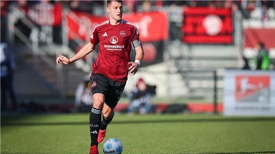 Sofort für Arminia Bielefeld spielberechtigt: der bislang für Nürnberg aktive Innenverteidiger Robin Knoche (Archivbild). 