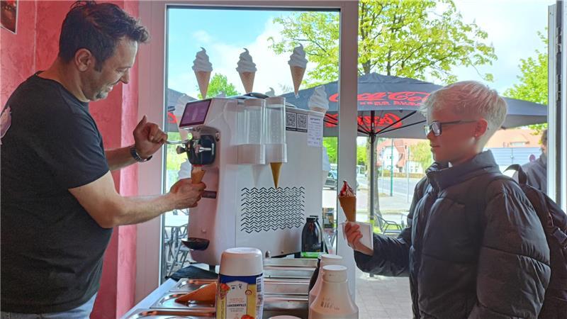 Softeis nach der Schule? Für Lian Fischer genau das Richtige.