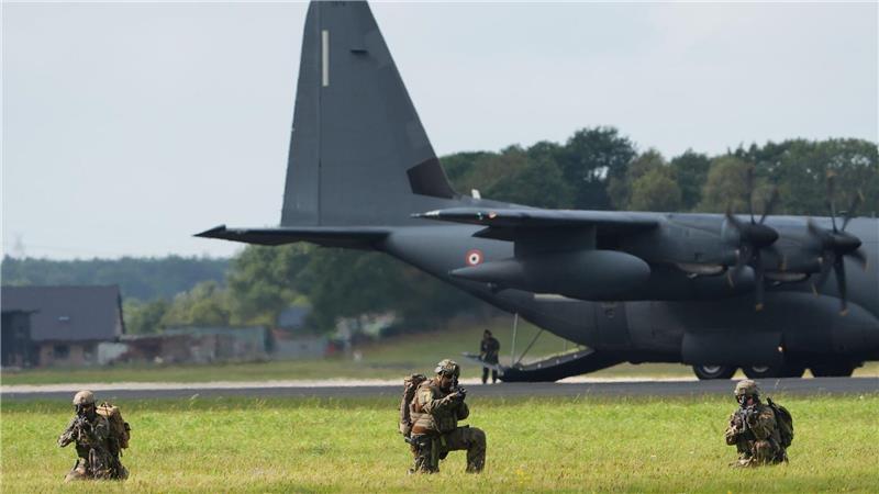 Luftwaffe probt in Jagel Evakuierungsszenario Soldaten trainieren auf dem Flugplatz Jagel.