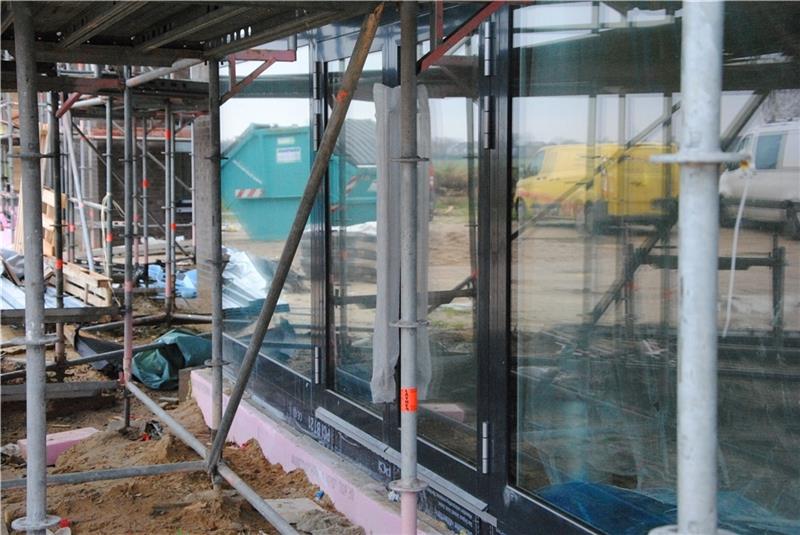 Sollte im letzten Sommer bezugsfertig sein: die Kita Schölisch. Nun dauert es immer noch Monate. Foto: Stief