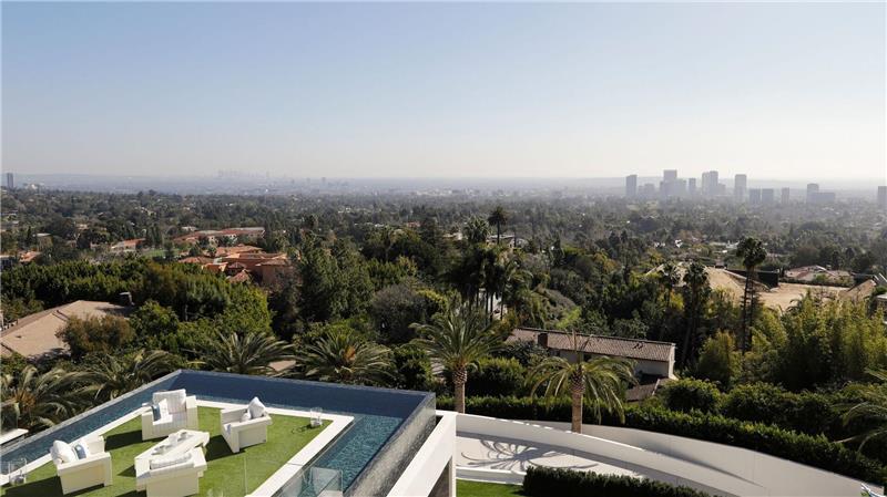 Luxusvillen: Linke für Sondersteuer auf teure Immobilien Sondersteuern auf Luxusimmobilien? Die Linke orientiert sich am Vorbild Los Angeles. (Archivbild)