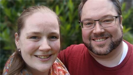 Sonja Hövelmann und Phillipp Sapora möchten freie Pfarrstellen in Kehdingen besetzen.