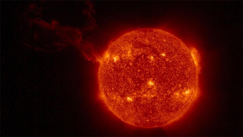 Im Mond-Schatten: Wie Forscher die Sonnenfinsternis nutzen Sonneneruption, aufgenommen von der Sonde „Solar Orbiter“